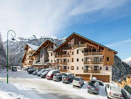 Alpine Comfort Apartment Near Ski-slopes