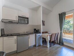 4-guest Stay Near Moutchic Beach