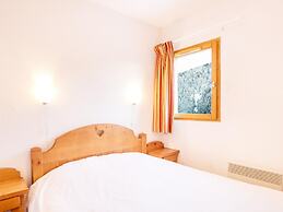 Alpine Apartment Near Slopes