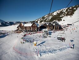 Large Alpine Base for 9 Near Slopes