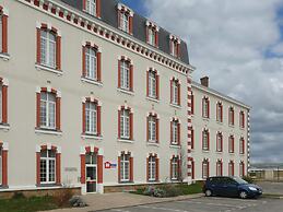 Heritage Stay for Four in Epernay