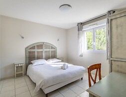 Provencal Family Apartment for 6