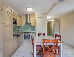 Provencal Family Apartment for 6