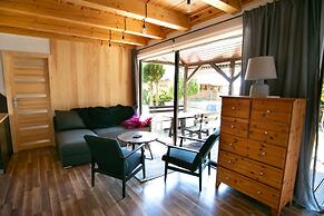 Holiday Cottage by the Lake