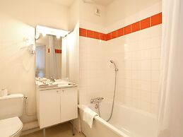 Epernay Vineyard Stay for 3 Guests