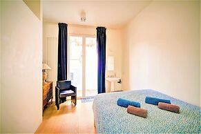 Spacious Apartment With Terrace, View