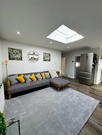 House Sleeps 6 Garden