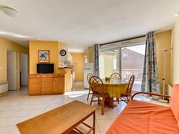 Valras Plage Coastal Stay for 6