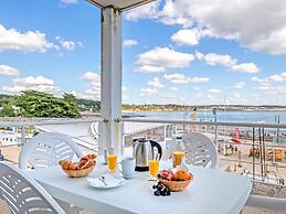 6-guest Flat Near Coastal Path