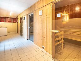 Spacious Family Chalet With Terrace