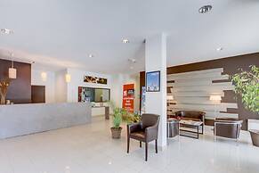 Spacious Valley Stay for Seven