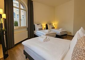 170m2 Apartment bis zu 15 P. 1min UBahn