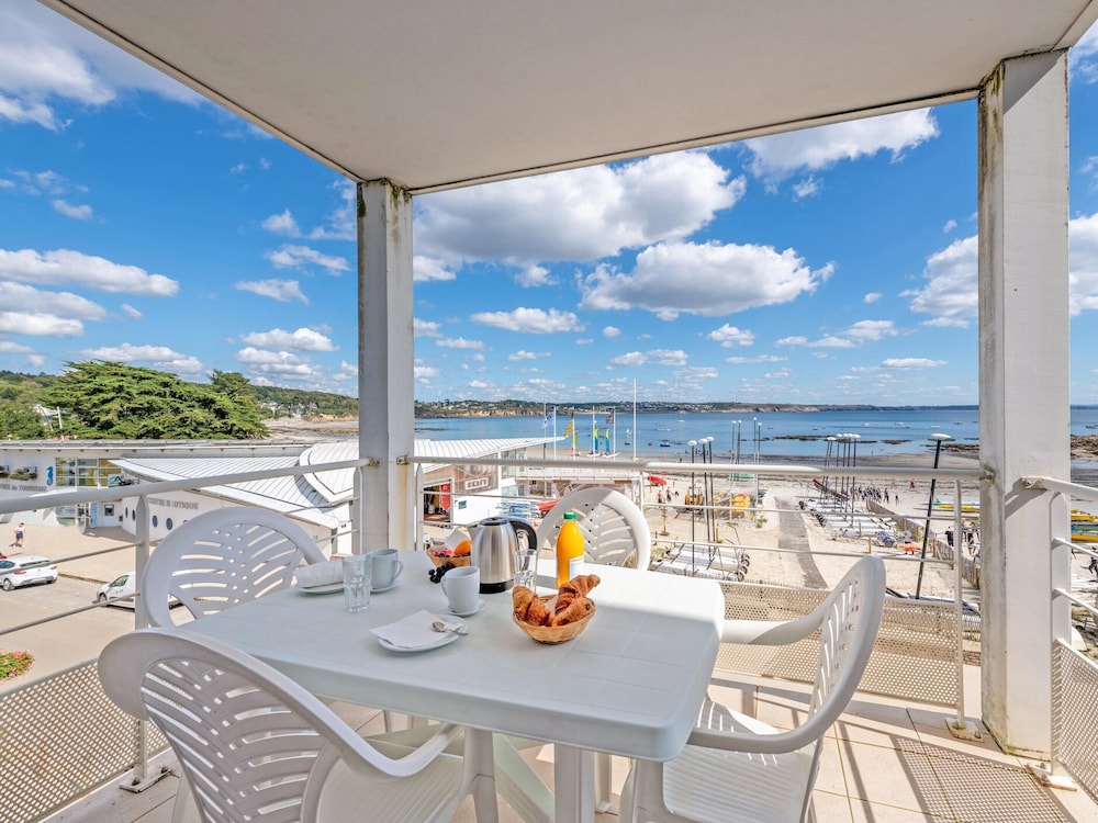 Beach Stay With Pool for 6