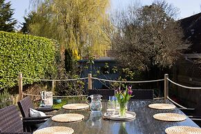Stylish Itchenor Home Walk to Harbour Pub