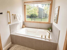 Loveland Luxury Getaway Pool Golf Course