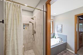 Loveland Luxury Getaway Pool Golf Course