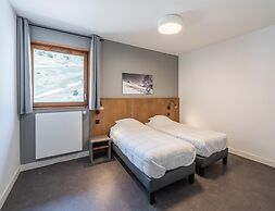 6-guest Alpine Rental With Balcony