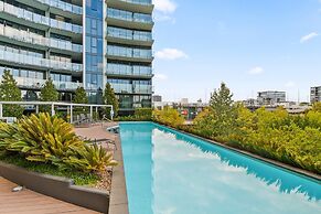 Stylish 1BR CBD w/ Parking Lot