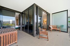 Stylish 1BR CBD w/ Parking Lot