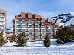 Les Deux Alpes Base for 2 With Ski Access