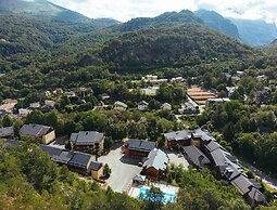 Studio for 4 Near Pyrenees Ski Slopes