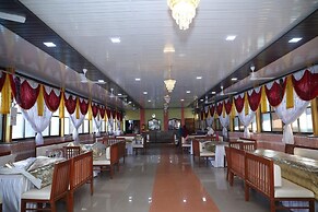 Ghansar Lodge