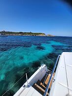 Catamaran EDEN