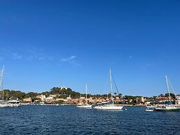 Catamaran EDEN