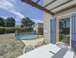 Provence Villa for 8 With Private Pool