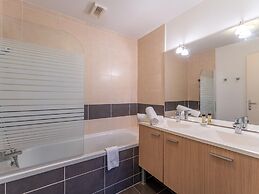 Chic Lacanau Flat Near the Beach