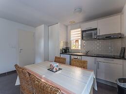 Chic Lacanau Flat Near the Beach