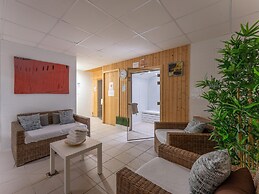 Chic Lacanau Flat Near the Beach