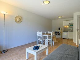 Apartment Stay for 4 in Plescop