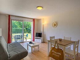 Apartment Stay for 4 in Plescop