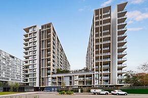 Skyline 2BR Apt Near Metro Ryde