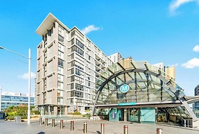 Skyline 2BR Apt Near Metro Ryde