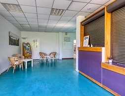 Lake View Miremont Apartment for 5