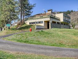 Lake View Miremont Apartment for 5