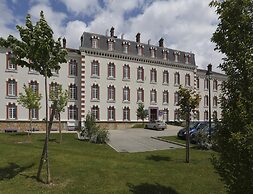 Heritage Apartment for 4 in Epernay