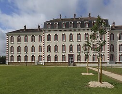 Heritage Apartment for 4 in Epernay