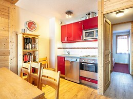 Large Alpine Family Stay in Doucy