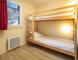 Spacious Group Accommodation in the Valley