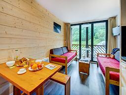 High-altitude Home for 4