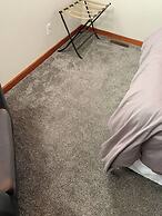 Riverside Holiday Home Sleeps 10