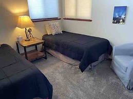 Riverside Holiday Home Sleeps 10