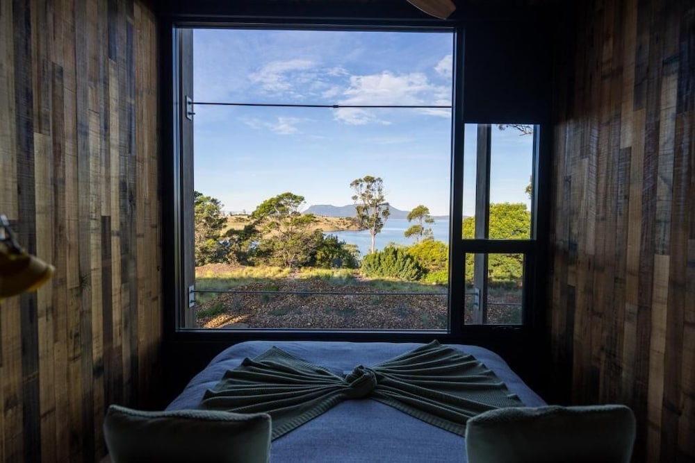 Spring Bay Eco Resort