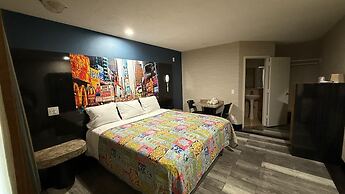 Midway Motel