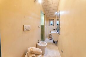 Martano Jacuzzi Suite w/ Terrace & BBQ