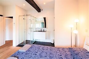 12-guest Apartment on the Main Square