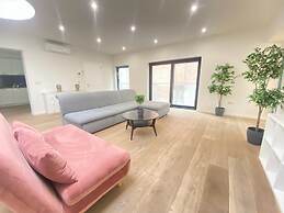 12-guest Apartment on the Main Square